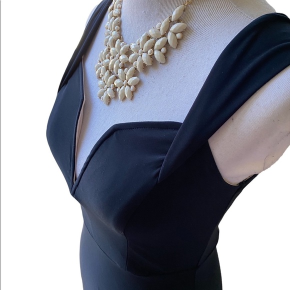 City Studios Womens Trendy Black Cold-Shoulder Spaghetti Straps Dress Jr. Size 7 - Picture 8 of 14